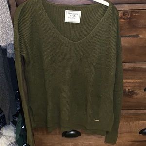 abercrombie and fitch army green sweater v neck